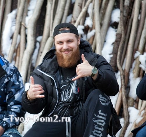 Олег Волк избавился от бороды