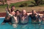 Белякова: Мальчики открыли купальный сезон!
