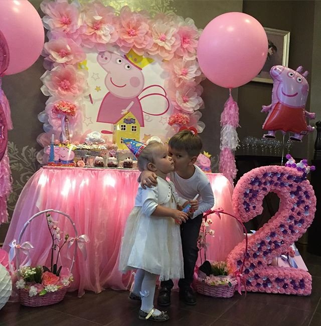 «СтарХит»: Елена Бушина устроила праздник для дочери Лауры