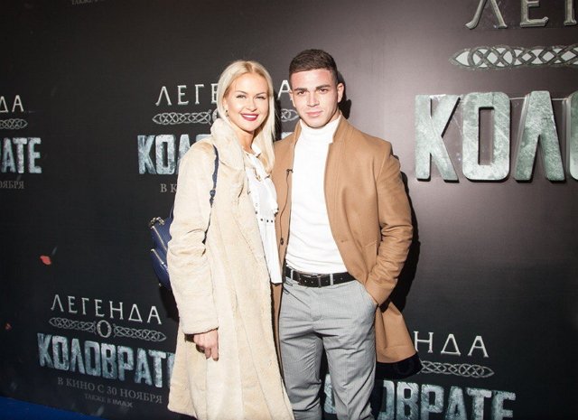 Джаник Файзиев лично пригласил Марину Африкантову в кино