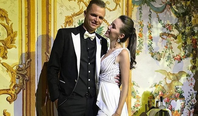Тарасовы готовы потратить на свадьбу 4 миллиона рублей