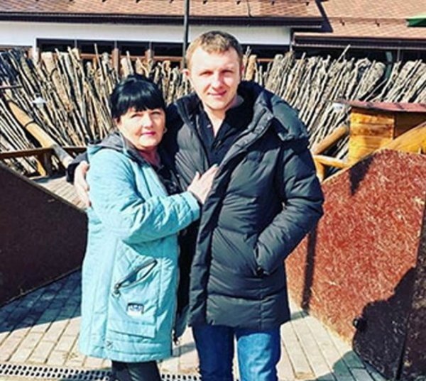 Людмила Яббарова настаивает на квартире для Алёны Савкиной