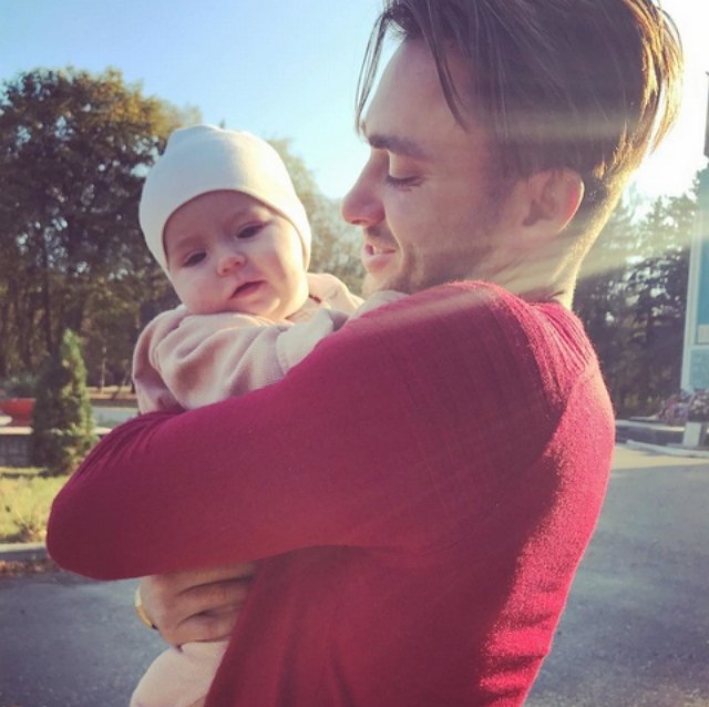 Алексей Безус: Я тянусь к своей малышке
