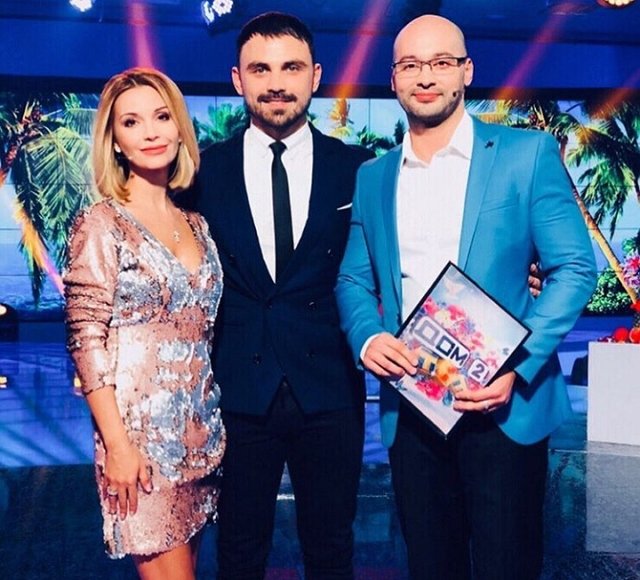 Давид Анташвили восхваляет ведущих телестройки