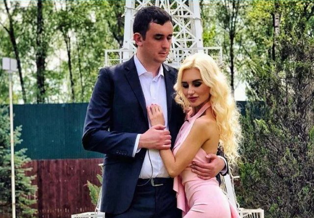 Розалия Райсон сообщила о расставании с Андреем Шабариным