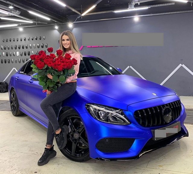 Блог Редакции: Ирина Пинчук купила дорогой автомобиль