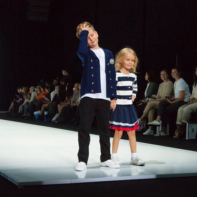 Елена Бушина отбивается от критики по поводу участия детей в показе мод