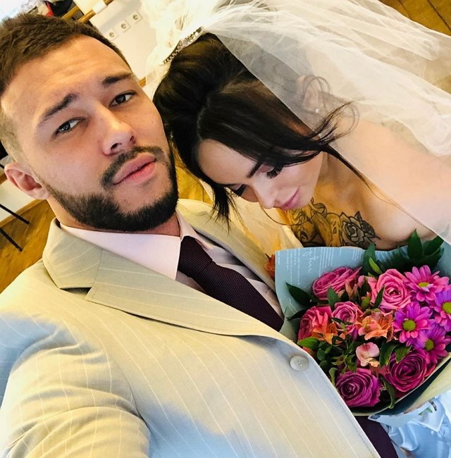 Саймон Марданшин женился на известной блогерше