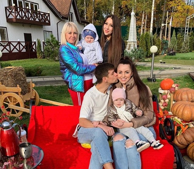 Татьяна Владимировна на грани нервного срыва из-за старшей дочери
