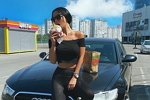 Анна Левченко: Взяли черную Audi A6