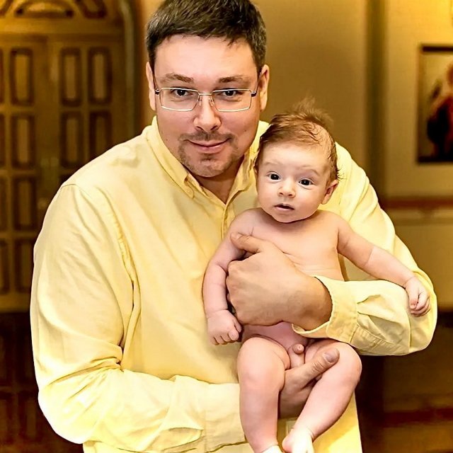 Супруги Андрей и Виктория Чуевы покрестили сына