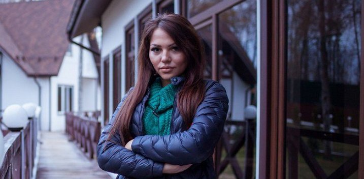 Экс-участницу Дома-2 Камилу Коробейникову задержала полиция