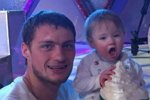 «СтарХит»: Задойнов и Карякина устроили вечеринку в честь дня рождения дочери