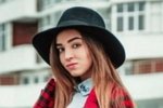 Новенькая участница Елена