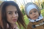 Ольга Жемчугова занялась поиском няни для сына