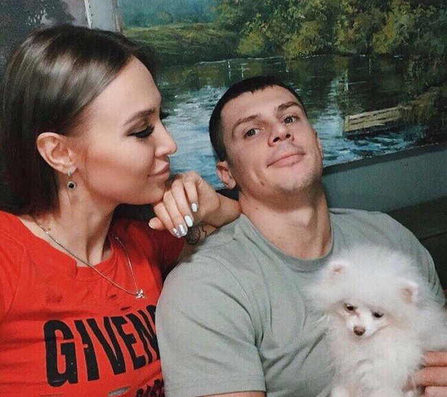 Иван Барзиков хочет забрать у бывшей девушки их собаку