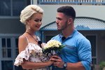 Мнение: Капаклы и Африкантова должны расстаться?