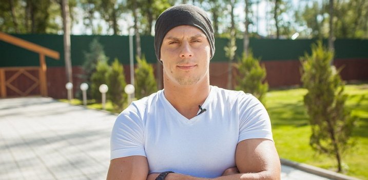 Иван Барзиков: Я дал денег попрошайке, и теперь мы вместе
