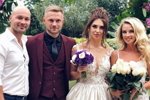 Фотоотчет с бракосочетания Литвинова и Мусульбес