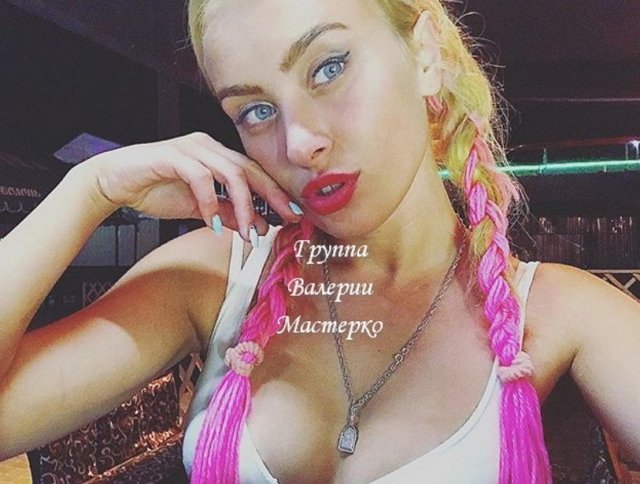 Новенькая участница Елена