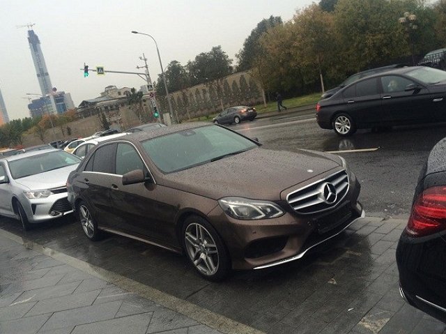 Бузова подарила новый Mercedes-Benz финалистке конкурса