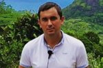 Андрея Шабарина троллят за оголенные прелести