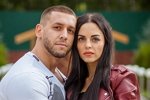 Почему Ефременкова и Кучеров прилетели на Сейшелы парой?