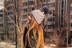Алёна Савкина будет заниматься с сыном плаванием