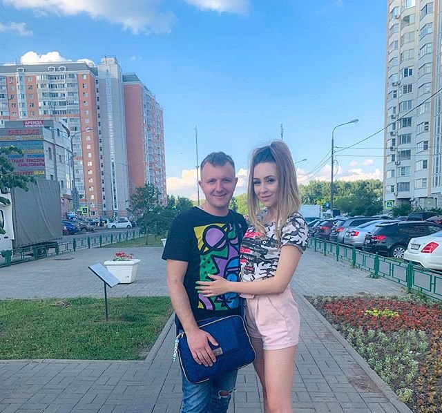 Илья Яббаров собирает чемодан для возвращения в периметр