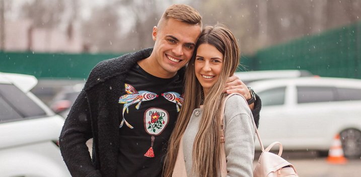 Донцова и Купин объявили об очередном переносе свадьбы