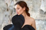 Новенькая участница Николетта Жаркая