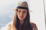 Александра Артёмова увлеклась поездками на машине