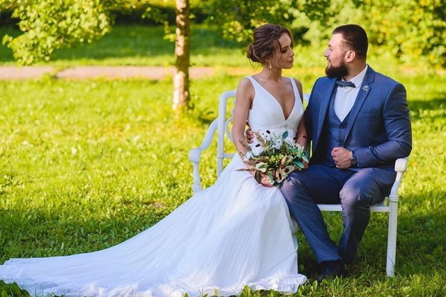 Дмитрий Горх прокомментировал свадебные фото с бывшей