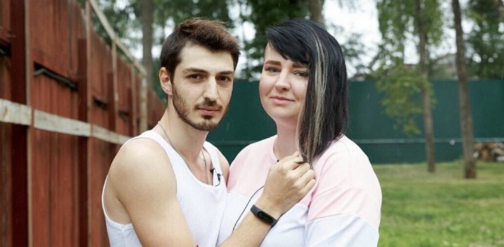 Александра Оганесян скоро станет мамой