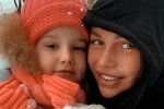 Саша Шева украсила себя и дочь африканскими косами