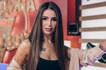 Анастасия Голд не может справиться со своими эмоциями