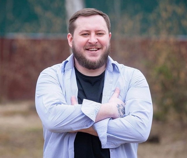 Денис Новиков: Влюбить в себя Сашу - не проблема! Денис Новиков: Влюбить в себя Сашу - не проблема!