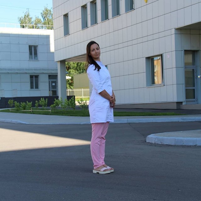 Клиника, в которой рожала Черно, не увольняла провинившуюся медсестру