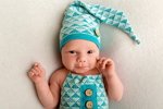 Маленький Стефан Оганесян начал учиться плавать
