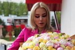Блог редакции: Мать Паршиной приехала на телестройку