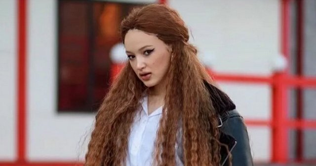 Максим Мельник устроил потасовку с Юлией Аполинской