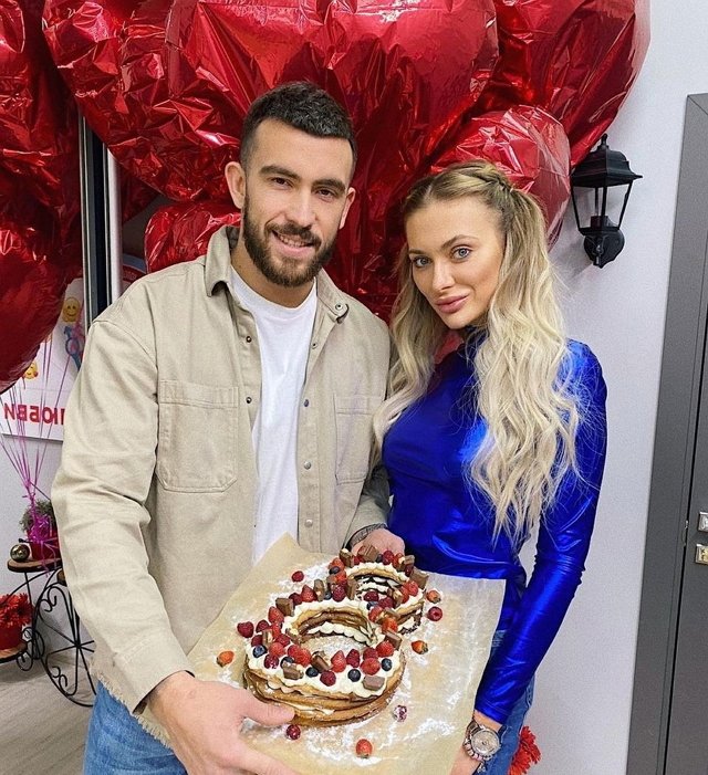 Юлия Жукова: Что Игорь мне дарит? Юлия Жукова: Что Игорь мне дарит?