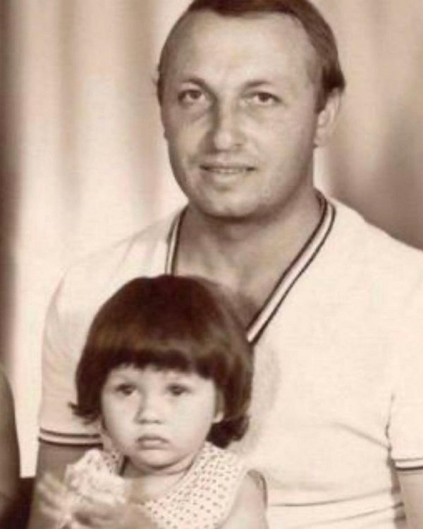 Виктория Боня: Я обязательно найду его могилу