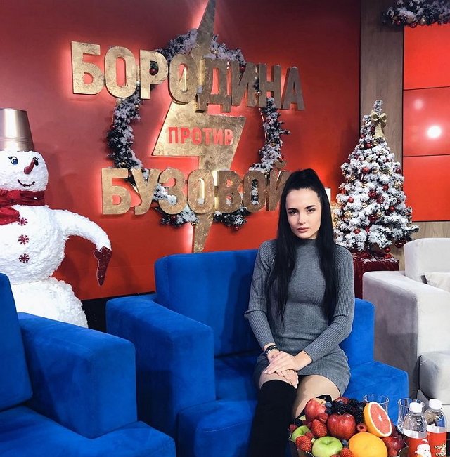 Кики: Начинаю понимать, что здесь происходит Кики: Начинаю понимать, что здесь происходит