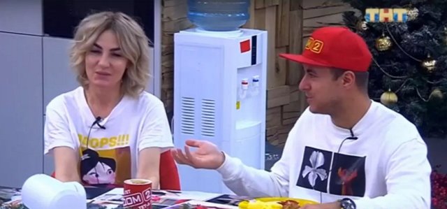 Никита Уманский согласился давать деньги Насте Паршиной