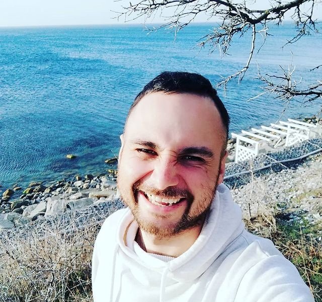 Новенький участник Тарас Карпенко
