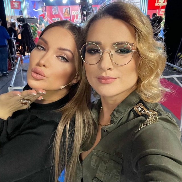 Фотографии с ток-шоу проекта (19.01.2021)