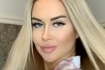 Марина Африкантова ищет кавалеров в Пятерочке