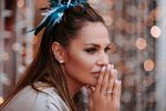Подписчики обвинили Ксению Задойнову в алкоголизме
