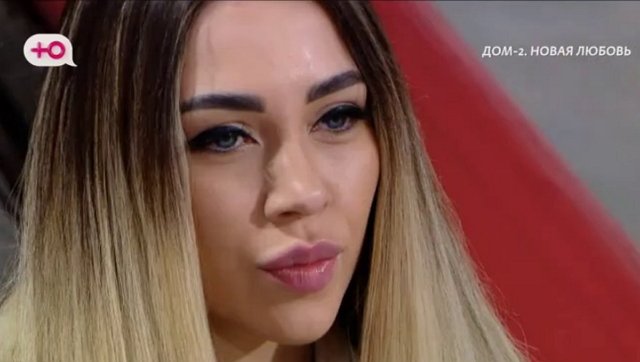 Алёна Савкина взялась учить жизни младшую Роинашвили